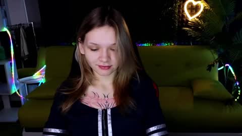 Snapshot of litabrom chatting on 02-01-25, 02:47 Lena online show from 02-01-25, 02:47