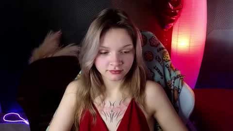 Snapshot of litabrom chatting on 03-06-25, 04:30 Lena online show from 03-06-25, 04:30