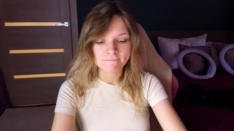 Snapshot of litabrom chatting on 09-26-25, 08:18 Lena online show from 09-26-25, 08:18