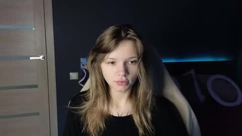 Snapshot of litabrom chatting on 10-03-25, 01:46 Lena online show from 10-03-25, 01:46