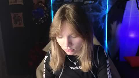 Snapshot of litabrom chatting on 10-26-25, 02:06 Lena online show from 10-26-25, 02:06