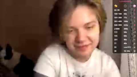 Snapshot of litamedino chatting on 10-17-25, 04:31 Rita online show from 10-17-25, 04:31