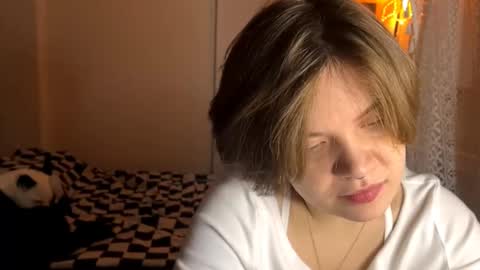 Snapshot of litamedino chatting on 10-27-25, 05:17 Rita online show from 10-27-25, 05:17