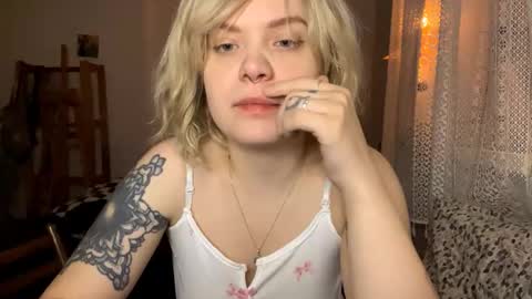 Snapshot of litamedino chatting on 11-20-25, 04:51 Rita online show from 11-20-25, 04:51