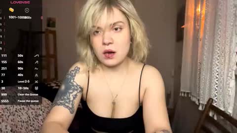 Snapshot of litamedino chatting on 11-23-25, 01:44 Rita online show from 11-23-25, 01:44