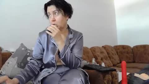 Snapshot of litisialove455 chatting on 02-15-25, 08:44 litisialove455 online show from 02-15-25, 08:44