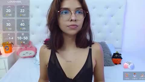 litleslut_ online show from 10-09-25, 08:29