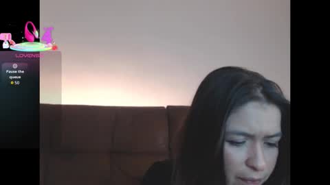 Snapshot of litlle_danni chatting on 11-06-25, 01:28 Danni online show from 11-06-25, 01:28