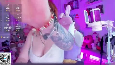 little ary online show from 02-18-25, 02:05