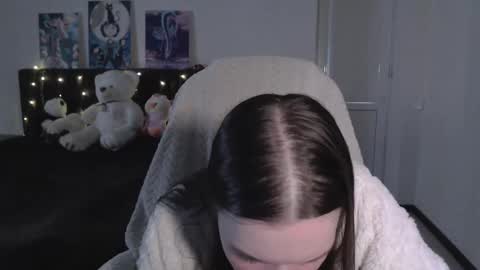 little__flowers online show from 09-30-25, 11:04