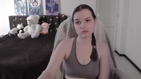 little__flowers online show from 10-22-25, 07:30