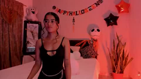 Snapshot of little_abbye chatting on 10-13-25, 10:59 little_abbye online show from 10-13-25, 10:59