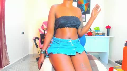 Snapshot of little_africa chatting on 12-08-24, 03:02 little_africa online show from 12-08-24, 03:02