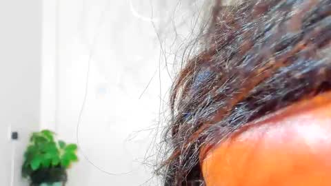 Snapshot of little_africa chatting on 02-09-25, 12:30 little_africa online show from 02-09-25, 12:30