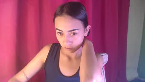 Snapshot of little_aphrodite2 chatting on 11-05-25, 10:21 Aliciaparaisss online show from 11-05-25, 10:21