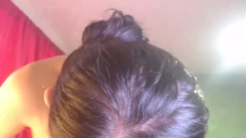 Snapshot of little_aphrodite2 chatting on 12-16-25, 09:31 Aliciaparaisss online show from 12-16-25, 09:31