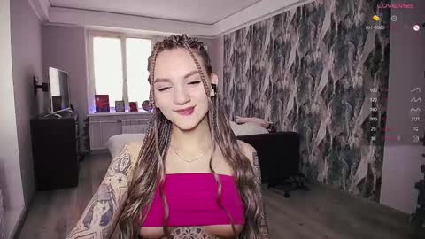 Birdy online show from 03-10-25, 08:37