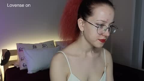 Snapshot of little_bliss chatting on 01-27-25, 05:15 little_bliss online show from 01-27-25, 05:15