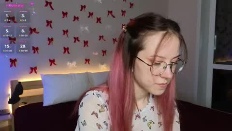 Snapshot of little_bliss chatting on 03-04-25, 04:30 little_bliss online show from 03-04-25, 04:30