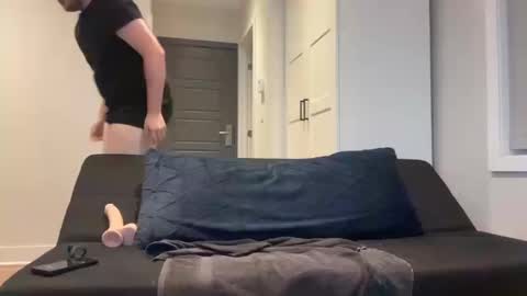 Snapshot of little_boi2much chatting on 10-11-25, 01:16 little_boi2much online show from 10-11-25, 01:16