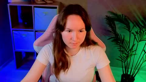 Snapshot of little_doll_meow chatting on 06-01-26, 01:40 Alexandra online show from 06-01-26, 01:40