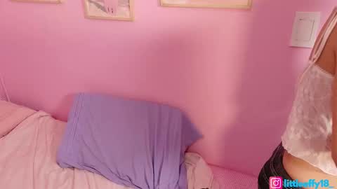 Little Effy online show from 11-18-25, 12:27