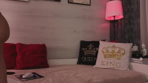 little_heart_andreea online show from 05-18-26, 09:09