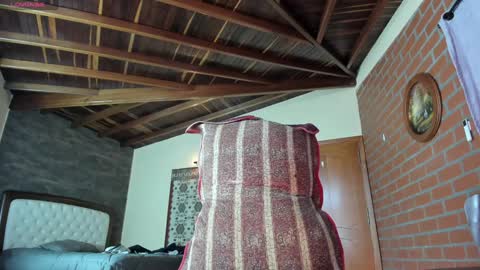 Izzi online show from 12-13-24, 08:37