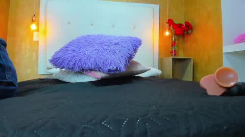   online show from 12-24-24, 12:44