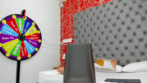 little_lilith_apple online show from 01-30-25, 09:58