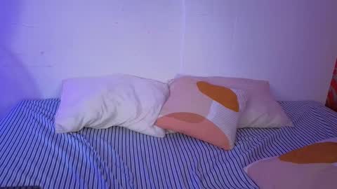 little_lilith_apple online show from 10-05-25, 12:20