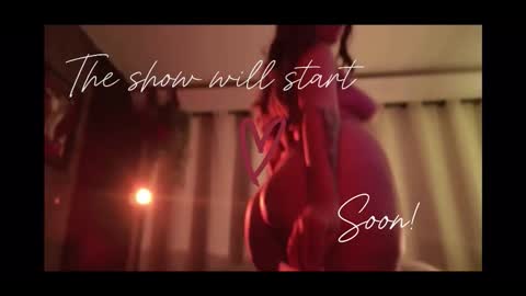 Maeve  online show from 09-12-25, 09:59