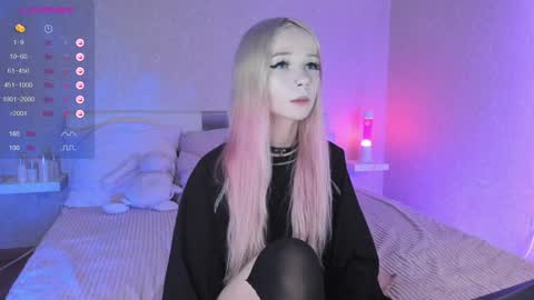 Snapshot of little_misaki chatting on 12-09-24, 07:39 Maria online show from 12-09-24, 07:39