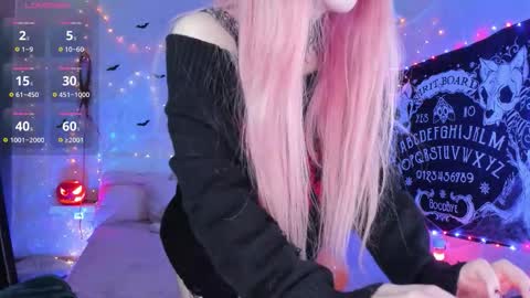 Maria online show from 10-31-25, 10:55