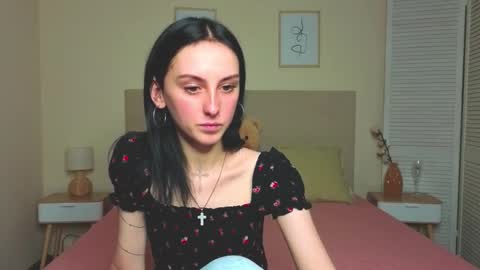 little_mollee online show from 10-13-25, 08:53