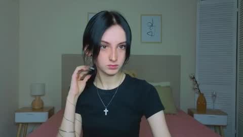 little_mollee online show from 10-19-25, 09:37