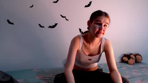 Alice.. online show from 10-15-25, 10:10