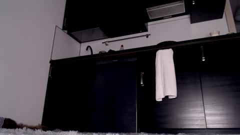 Alice.. online show from 10-21-25, 03:51