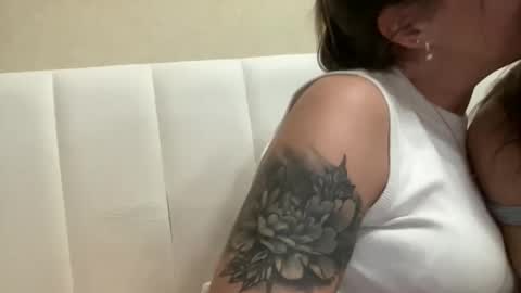 Snapshot of little_princess777 chatting on 09-25-25, 06:33 my Instagram  online show from 09-25-25, 06:33