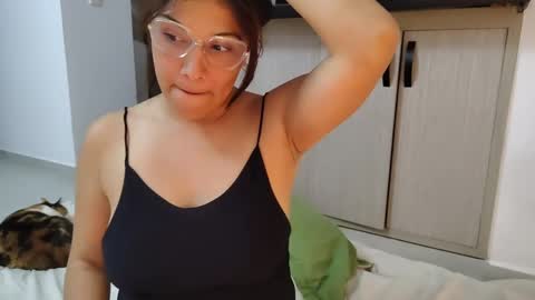 Maya online show from 02-14-25, 01:23