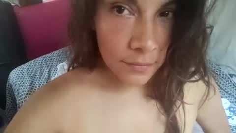 Maya online show from 10-11-25, 05:22