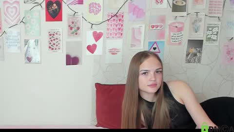 Snapshot of little_radiant_sun chatting on 09-27-25, 08:41 Kriss online show from 09-27-25, 08:41