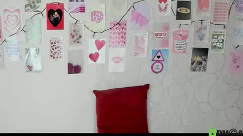 Snapshot of little_radiant_sun chatting on 10-04-25, 10:57 Kriss online show from 10-04-25, 10:57