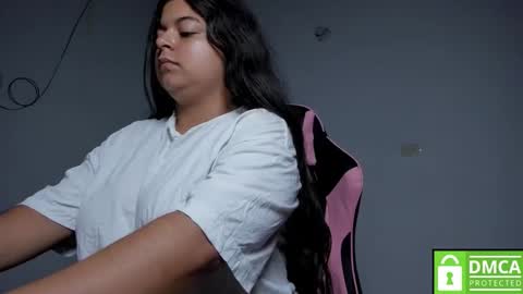 Snapshot of little_shaara chatting on 09-17-25, 08:16 Shaara  online show from 09-17-25, 08:16