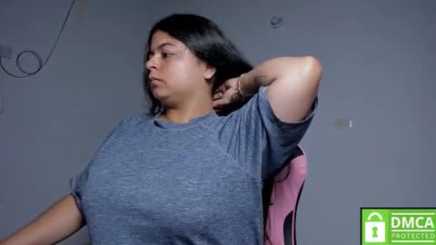 Snapshot of little_shaara chatting on 09-24-25, 08:28 Shaara  online show from 09-24-25, 08:28