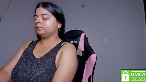 Snapshot of little_shaara chatting on 10-02-25, 08:38 Shaara  online show from 10-02-25, 08:38