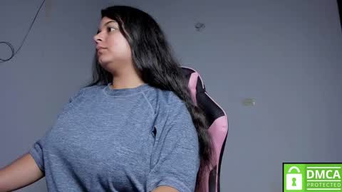 Snapshot of little_shaara chatting on 10-10-25, 08:57 Shaara  online show from 10-10-25, 08:57