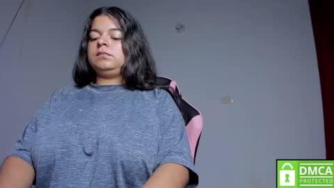 Snapshot of little_shaara chatting on 10-15-25, 08:58 Shaara  online show from 10-15-25, 08:58