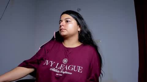 Snapshot of little_shaara chatting on 10-22-25, 09:25 Shaara  online show from 10-22-25, 09:25