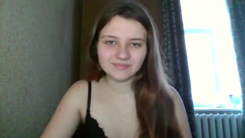 little_shygirl_ online show from 02-02-25, 06:58